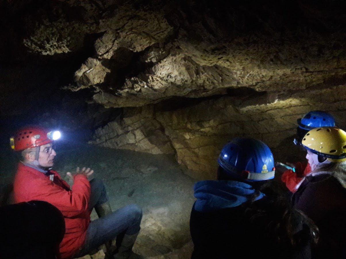 Visite de grotte dans la vallée du Toulourenc, avec Eric Gilli